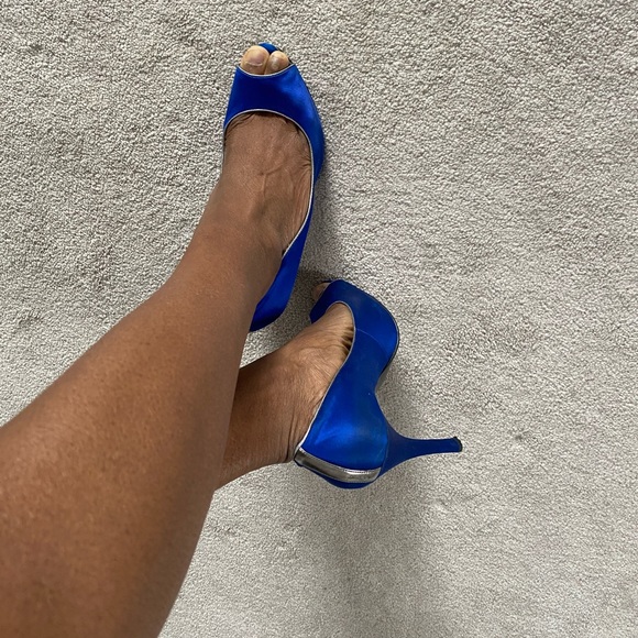 Satin Royal Blue Size 10 None West Heels - Picture 1 of 5